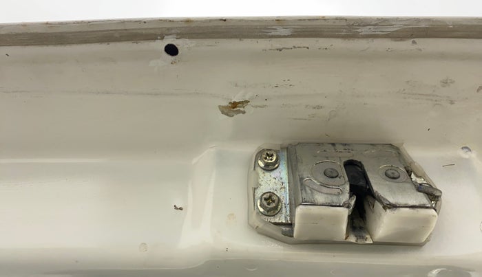 2018 Maruti Wagon R 1.0 VXI AMT, Petrol, Automatic, 33,011 km, Dicky (Boot door) - Slightly rusted