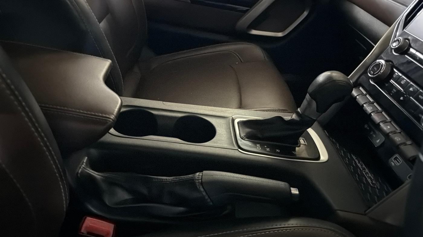 2023 Mahindra SCORPIO-N Z8 PETROL AT 7 STR, Petrol, Automatic, 21,523 km, Gear Lever