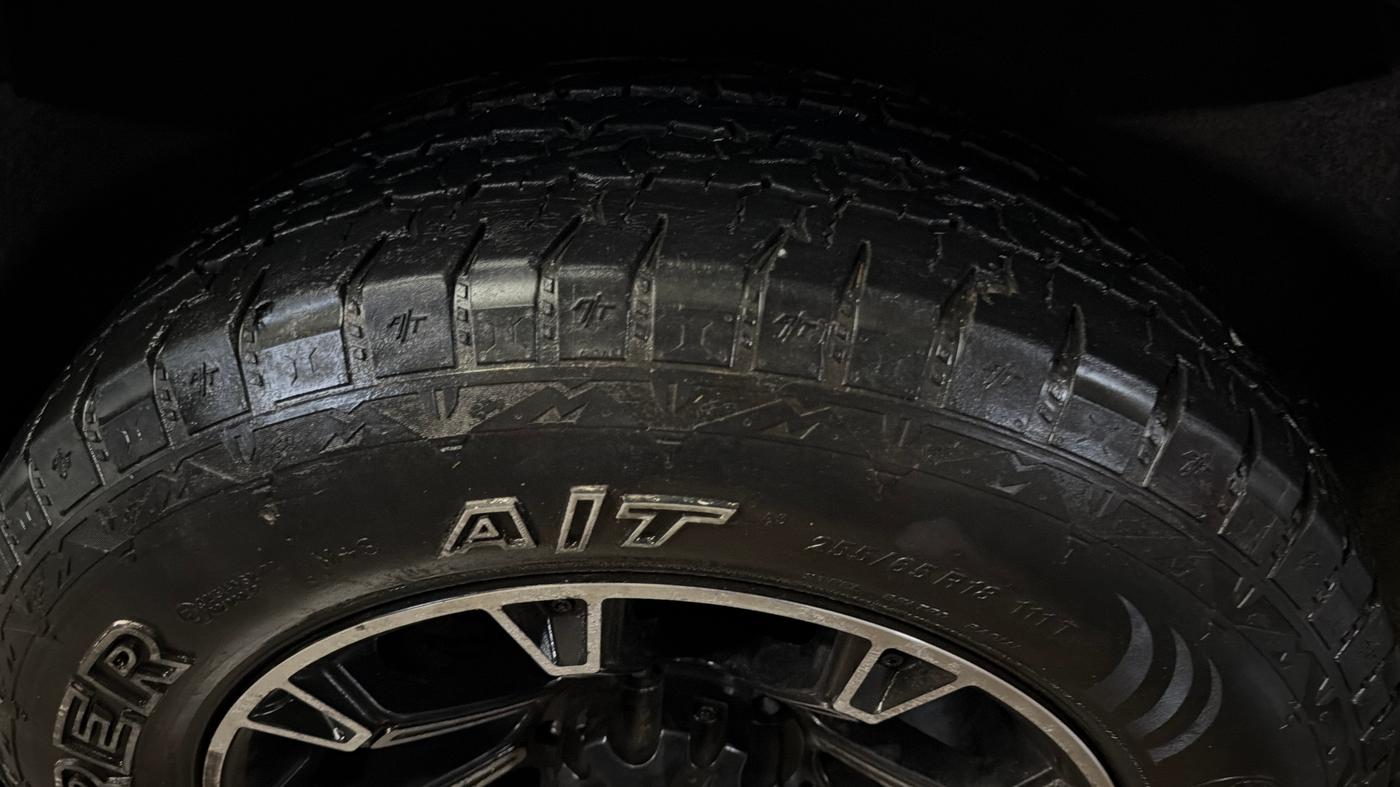 2023 Mahindra SCORPIO-N Z8 PETROL AT 7 STR, Petrol, Automatic, 21,523 km, Right Rear Tyre Tread