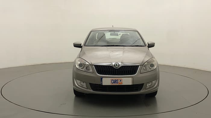 2015 Skoda Rapid ELEGANCE 1.6 MPI MT, Petrol, Manual, 40,508 km, Front