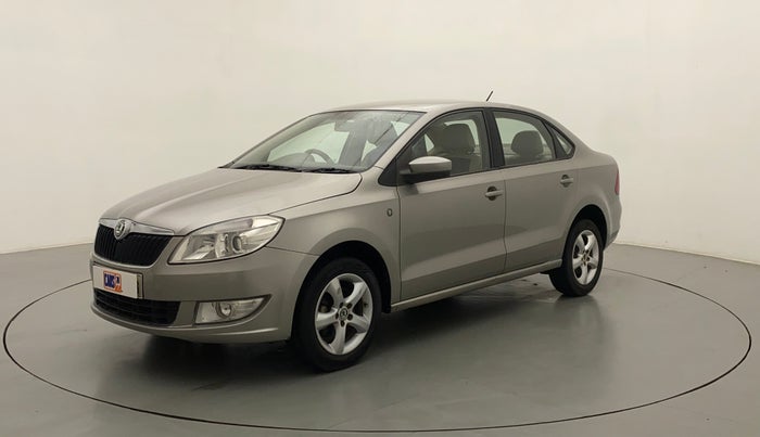 2015 Skoda Rapid ELEGANCE 1.6 MPI MT, Petrol, Manual, 40,508 km, Left Front Diagonal