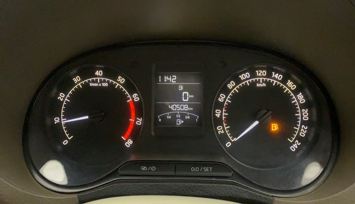 2015 Skoda Rapid ELEGANCE 1.6 MPI MT, Petrol, Manual, 40,508 km, Odometer Image