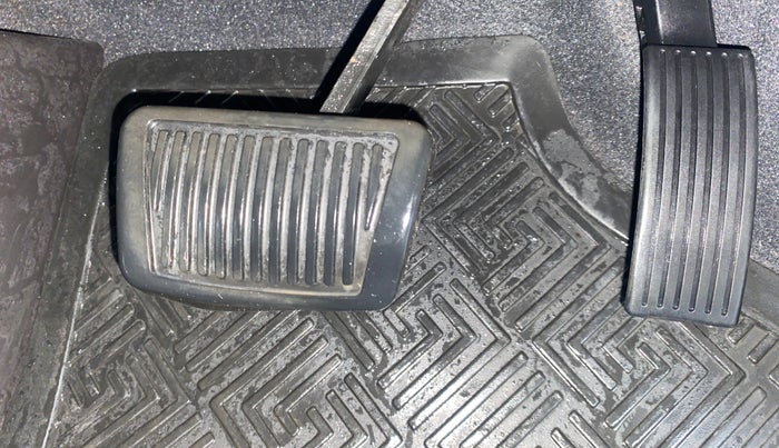 2020 Hyundai Elite i20 ASTA (O) CVT, Petrol, Automatic, 46,476 km, Pedals