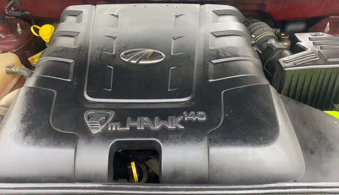 2014 Mahindra XUV500 W8, Diesel, Manual, 85,652 km, Engine View
