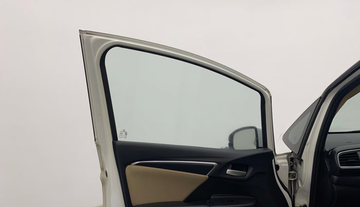 2015 Honda Jazz 1.2L I-VTEC V, Petrol, Manual, 96,835 km, Left front window switch / handle - Power window makes minor noise