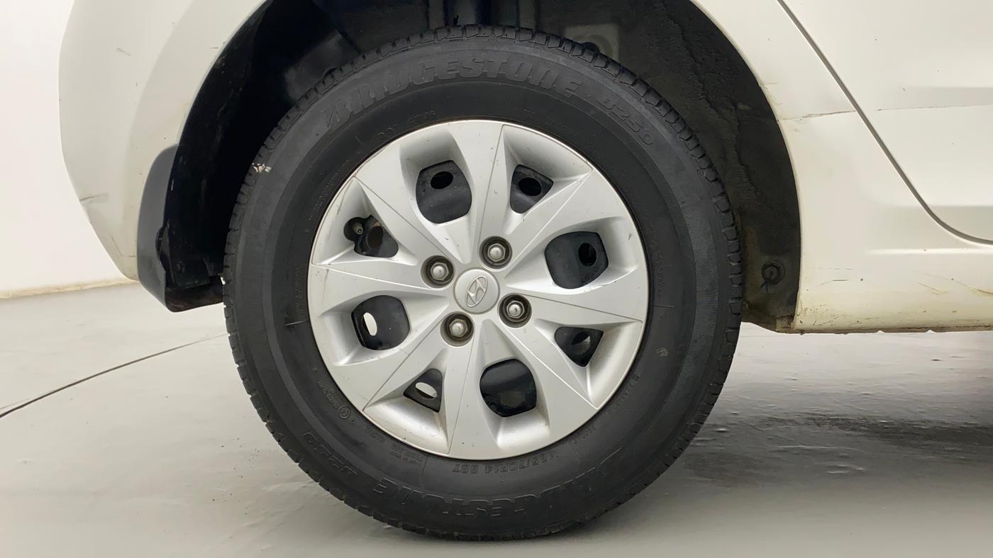 2018 Hyundai Elite i20 SPORTZ 1.2, Petrol, Manual, 21,235 km, Right Rear Wheel