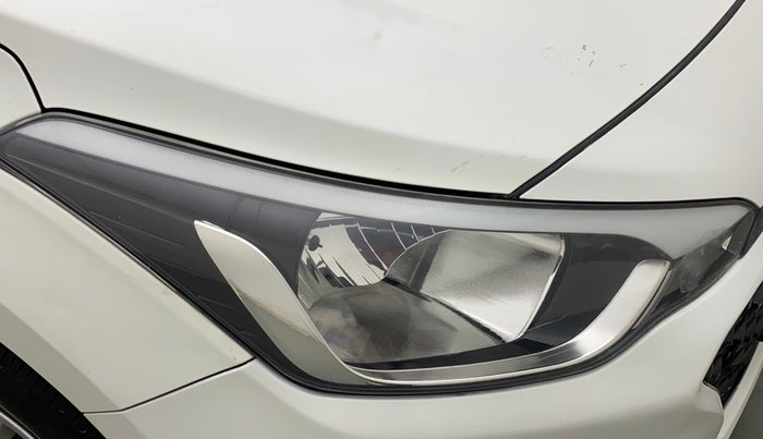 2018 Hyundai Elite i20 SPORTZ 1.2, Petrol, Manual, 21,235 km, Right headlight - Minor scratches