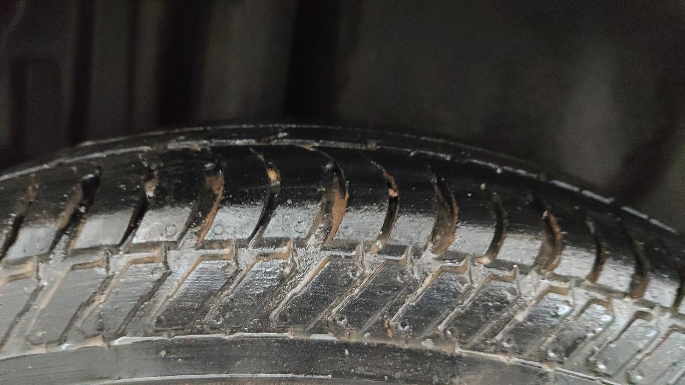 2013 Maruti Swift Dzire VDI, Diesel, Manual, 85,915 km, Right Rear Tyre Tread
