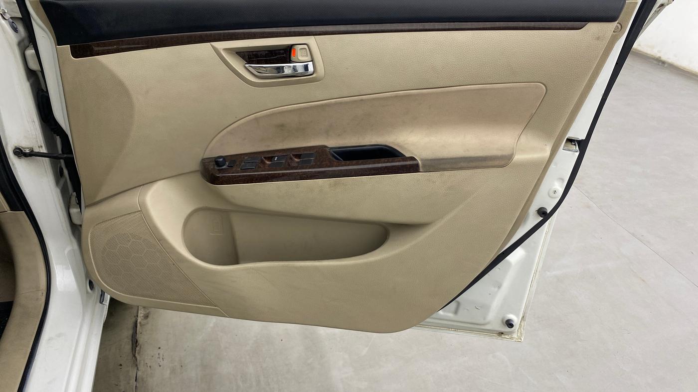 2016 Maruti Swift Dzire ZXI, Petrol, Manual, 55,610 km, Driver Side Door Panels Control
