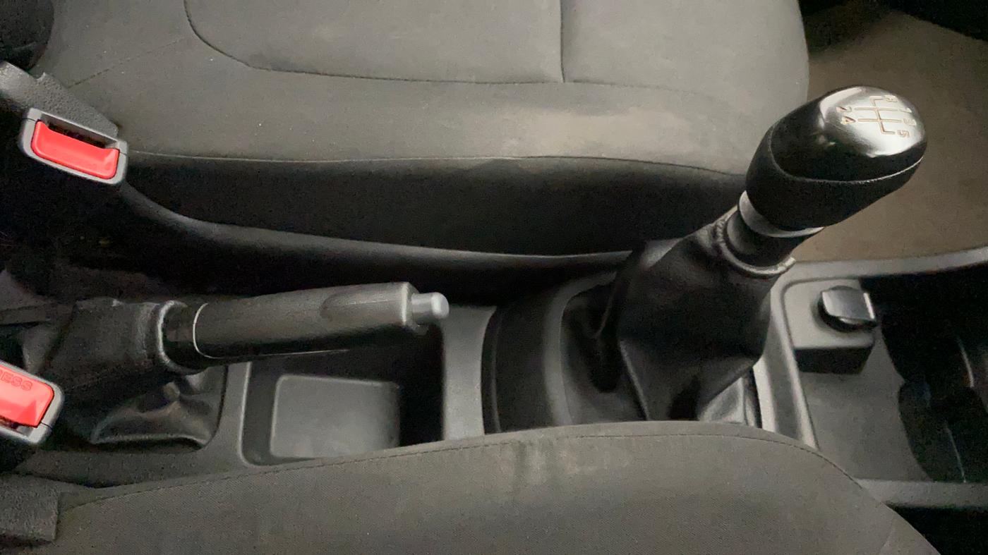 2019 Renault Kwid RXL, Petrol, Manual, 48,149 km, Gear Lever