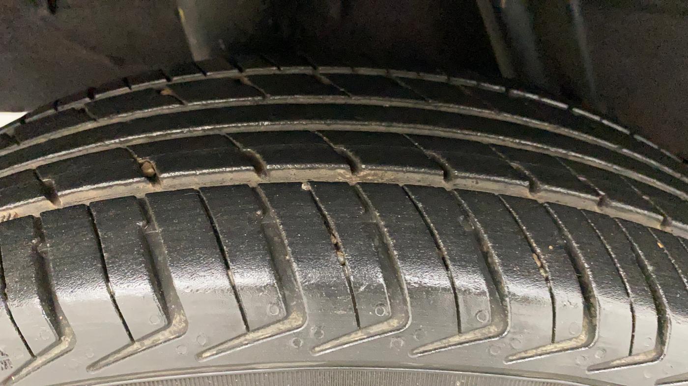 2019 Renault Kwid RXL, Petrol, Manual, 48,149 km, Right Rear Tyre Tread