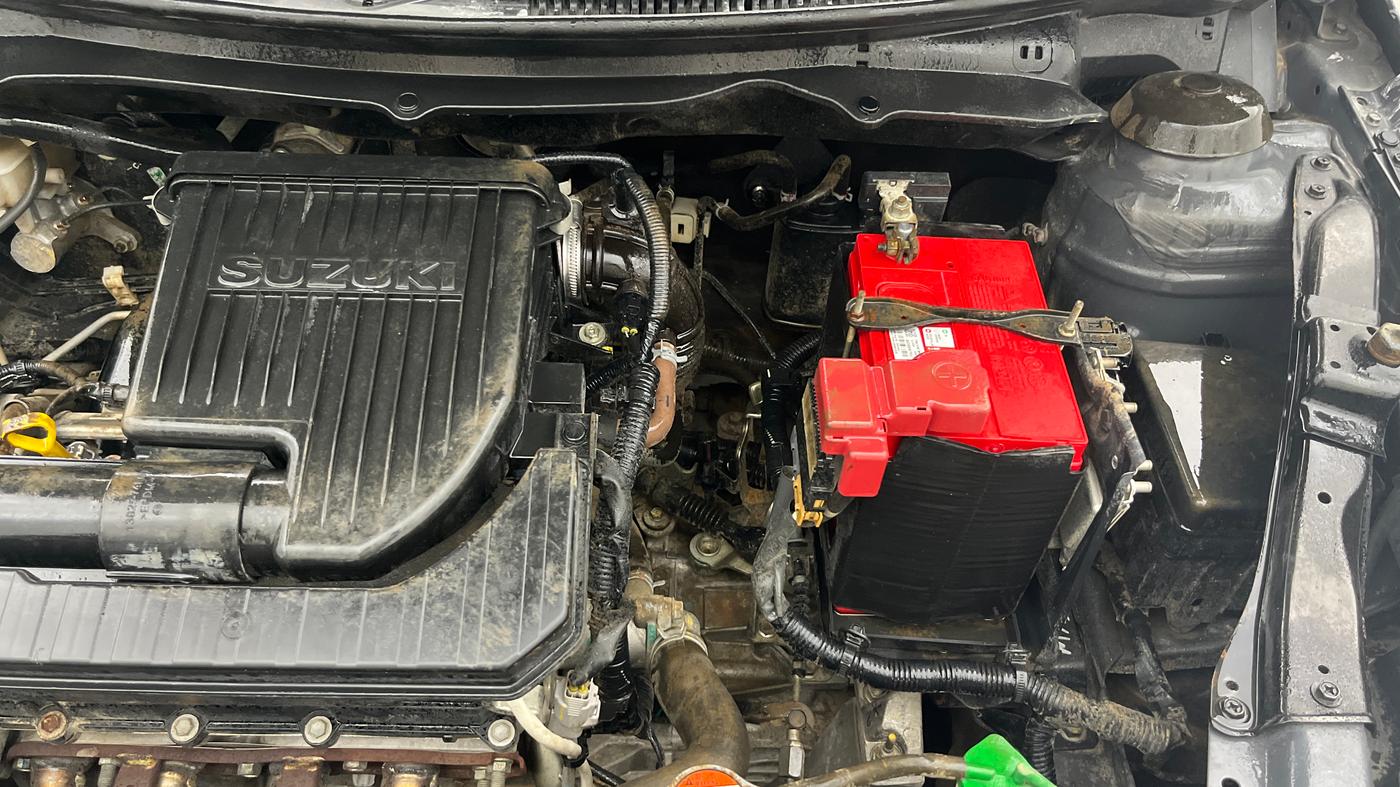 2016 Maruti Swift VXI, Petrol, Manual, 19,932 km, Engine View - Left