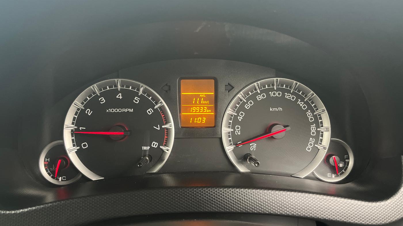 2016 Maruti Swift VXI, Petrol, Manual, 19,932 km, Odometer Image