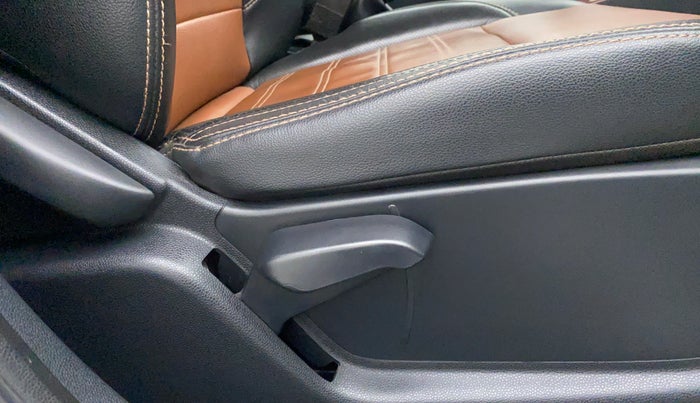 2019 Ford Ecosport 1.5 TITANIUM THUNDER EDITION TI VCT, Petrol, Manual, 64,821 km, Driver Side Adjustment Panel