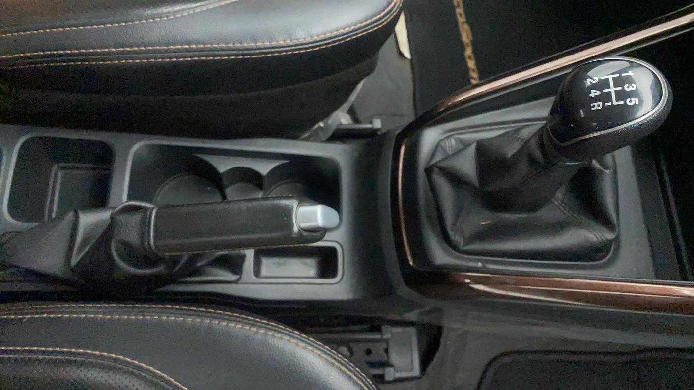 2019 Ford Ecosport 1.5 TITANIUM THUNDER EDITION TI VCT, Petrol, Manual, 64,821 km, Gear Lever