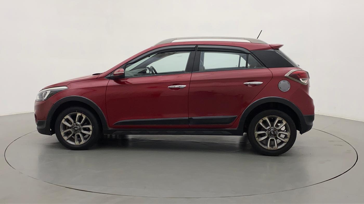 2016 Hyundai i20 Active 1.4 SX, Diesel, Manual, 1,19,589 km, Left Side
