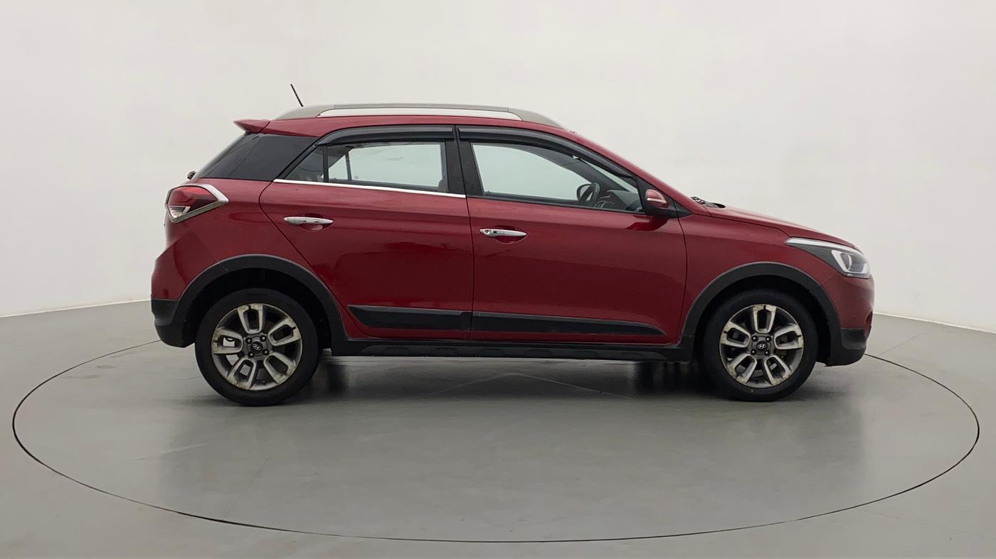 2016 Hyundai i20 Active 1.4 SX, Diesel, Manual, 1,19,589 km, Right Side