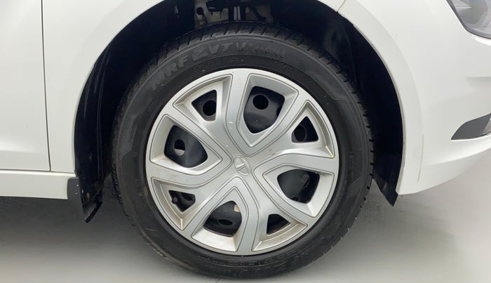 2022 Tata ALTROZ XT PETROL, Petrol, Manual, 13,088 km, Right Front Wheel