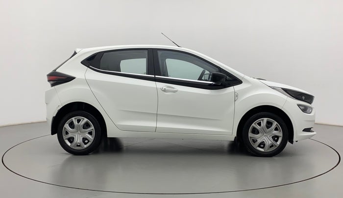 2022 Tata ALTROZ XT PETROL, Petrol, Manual, 13,088 km, Right Side View
