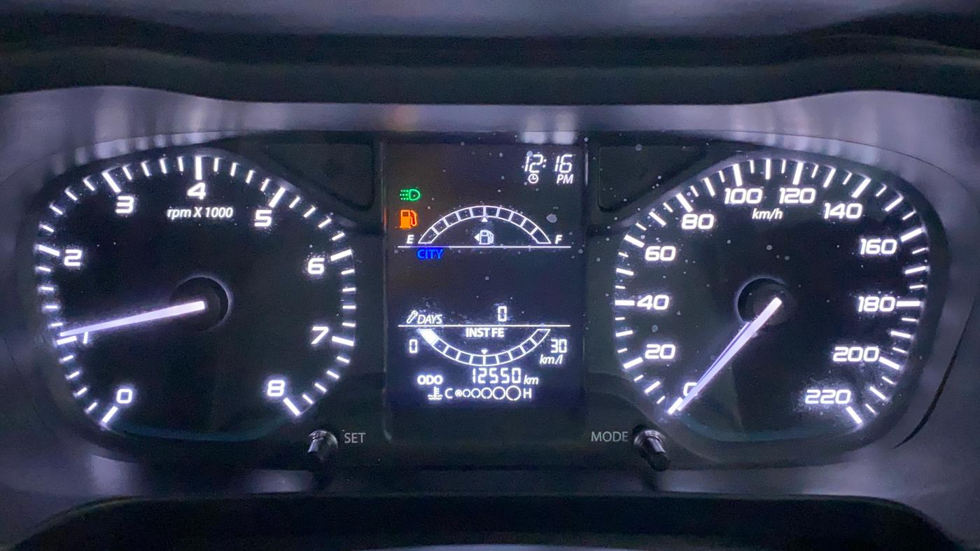 2022 Tata ALTROZ XT PETROL, Petrol, Manual, 13,088 km, Odometer Image