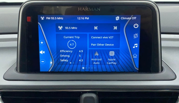 2022 Tata ALTROZ XT PETROL, Petrol, Manual, 13,088 km, Infotainment System