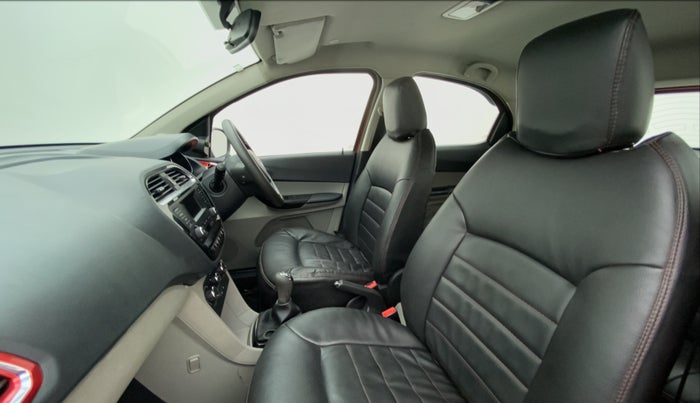 2018 Tata Tiago XZ 1.2 REVOTRON, Petrol, Manual, 56,043 km, Right Side Front Door Cabin