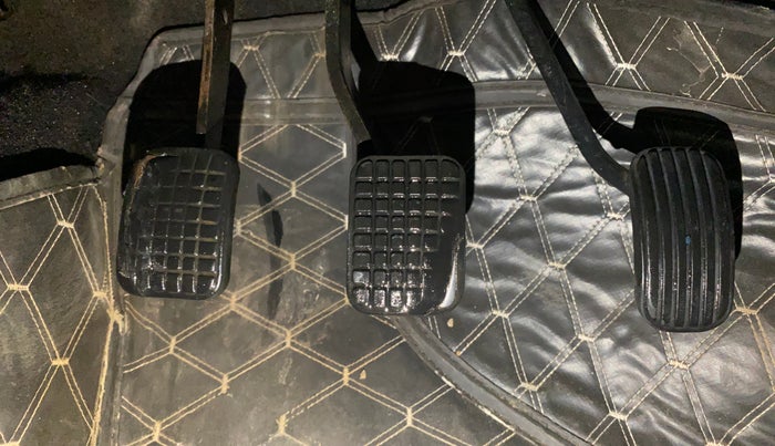 2018 Tata Tiago XZ PETROL, Petrol, Manual, 1,39,758 km, Pedals