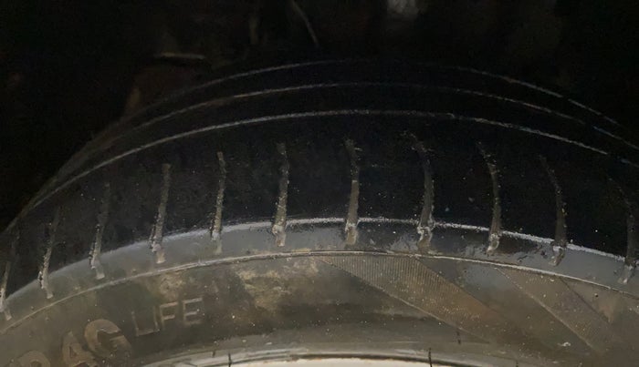 2018 Tata Tiago XZ PETROL, Petrol, Manual, 1,39,758 km, Left Front Tyre Tread
