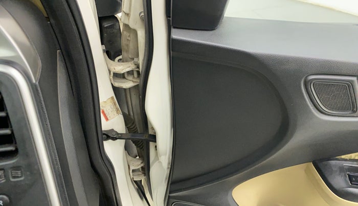 2014 Honda City 1.5L I-VTEC S MT, Petrol, Manual, 77,192 km, Driver-side door - Checker assembly is not functional
