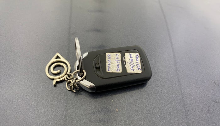 2022 Honda WR-V 1.2L I-VTEC VX MT, Petrol, Manual, 1,07,361 km, Key Close Up