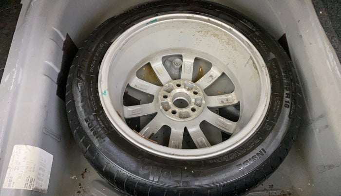 2017 Volkswagen Vento HIGHLINE PLUS 1.5 AT 16 ALLOY, Diesel, Automatic, 1,14,563 km, Spare Tyre