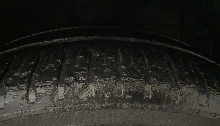 2015 Hyundai Xcent S 1.2, Petrol, Manual, 79,728 km, Right Front Tyre Tread