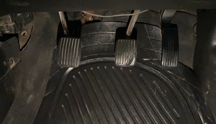 2015 Hyundai Xcent S 1.2, Petrol, Manual, 79,728 km, Pedals