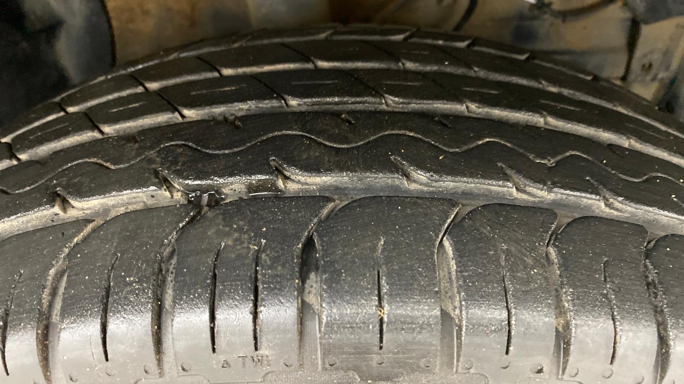2018 Maruti Vitara Brezza ZDI, Diesel, Manual, 82,676 km, Right Front Tyre Tread
