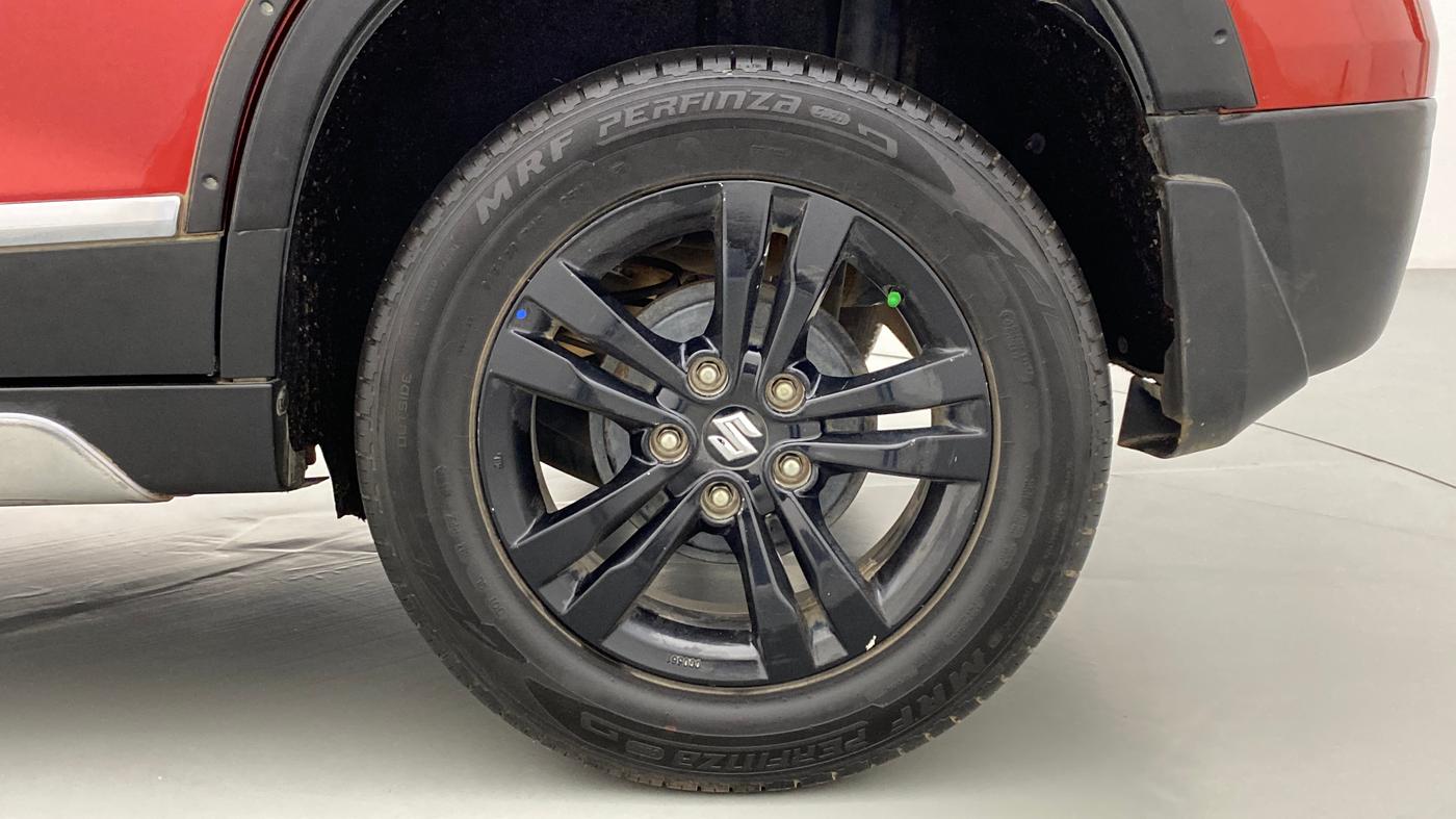 2018 Maruti Vitara Brezza ZDI, Diesel, Manual, 82,676 km, Left Rear Wheel