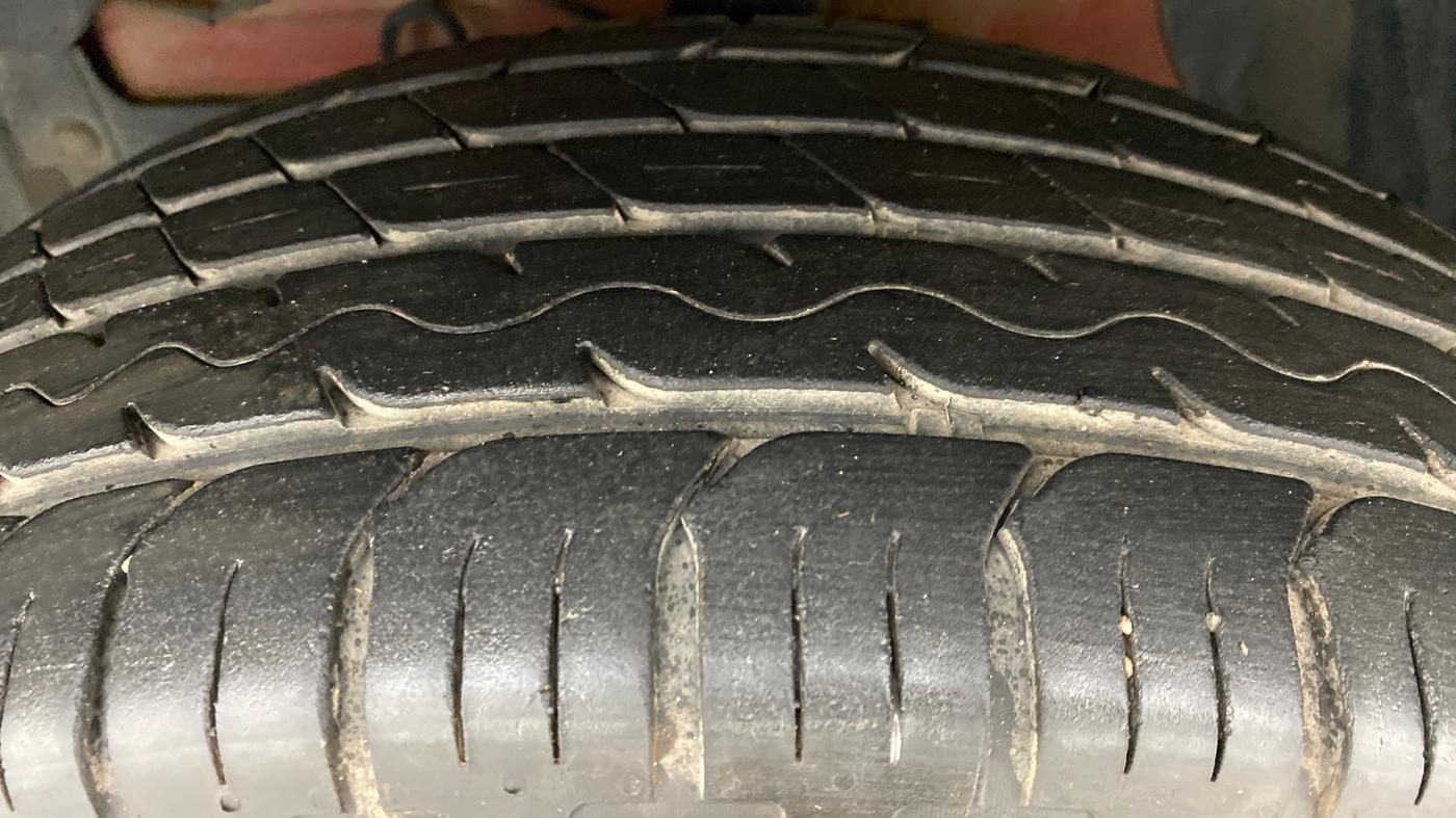 2018 Maruti Vitara Brezza ZDI, Diesel, Manual, 82,676 km, Left Front Tyre Tread