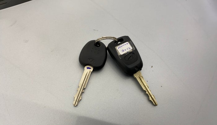 2020 Hyundai NEW SANTRO SPORTZ AMT, Petrol, Automatic, 8,601 km, Key Close Up