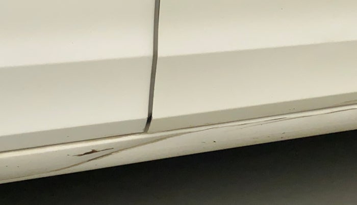 2016 Hyundai Elite i20 MAGNA 1.2, Petrol, Manual, 38,566 km, Right running board - Slightly dented