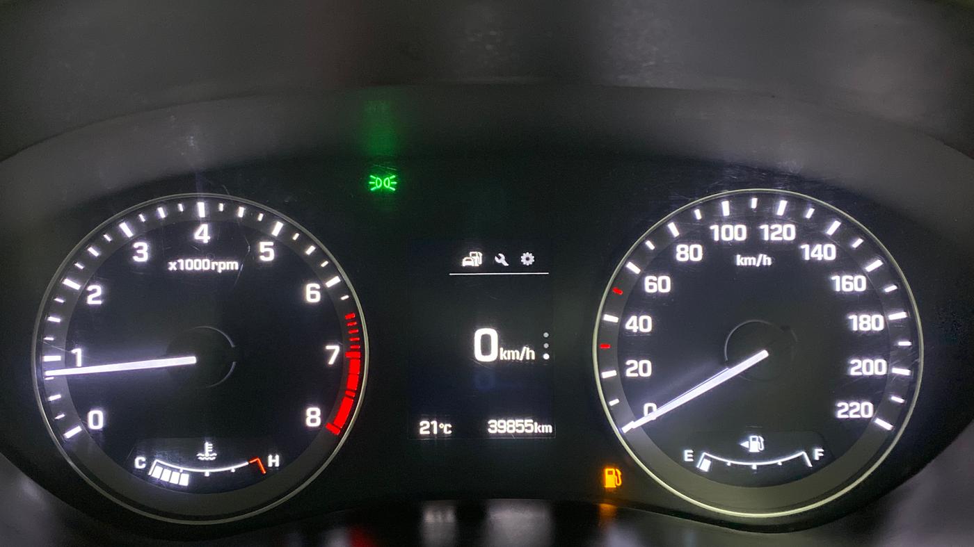 2016 Hyundai Elite i20 ASTA 1.2 (O), Petrol, Manual, 39,855 km, Odometer Image