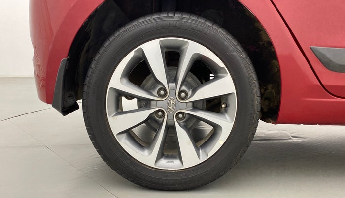 2016 Hyundai Elite i20 ASTA 1.2 (O), Petrol, Manual, 39,855 km, Right Rear Wheel