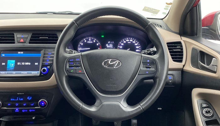 2016 Hyundai Elite i20 ASTA 1.2 (O), Petrol, Manual, 39,855 km, Steering Wheel Close Up