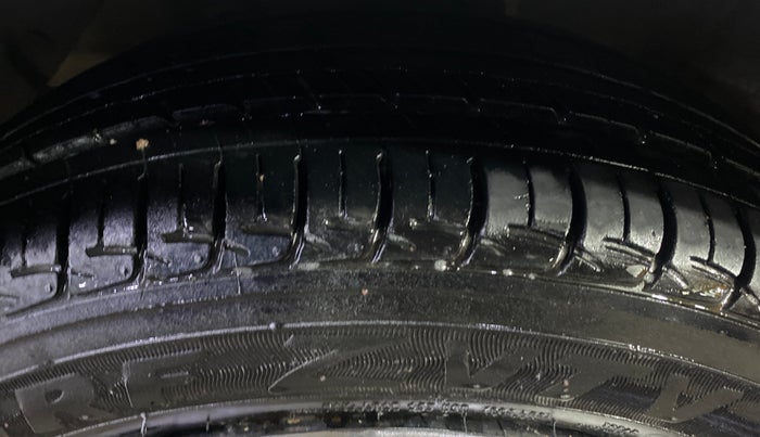 2018 Hyundai Grand i10 MAGNA AT 1.2 KAPPA VTVT, Petrol, Automatic, 31,314 km, Left Front Tyre Tread