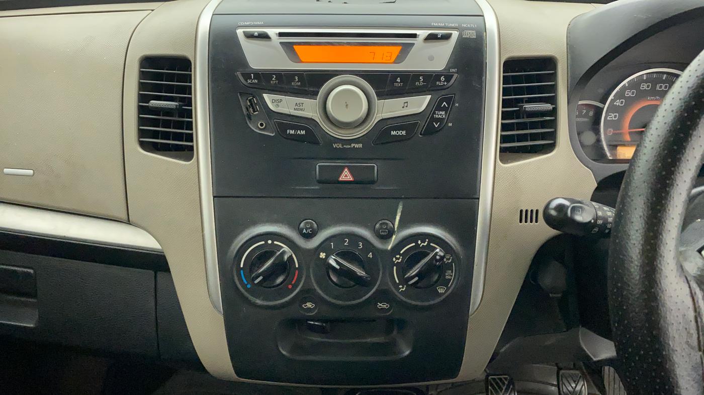 2013 Maruti Wagon R 1.0 VXI, Petrol, Manual, 77,151 km, Air Conditioner