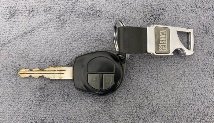2013 Maruti Wagon R 1.0 VXI, Petrol, Manual, 77,151 km, Key Close Up