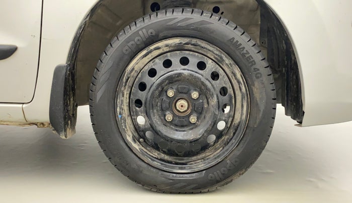 2013 Maruti Wagon R 1.0 VXI, Petrol, Manual, 77,151 km, Right Front Wheel