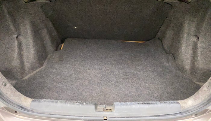 2015 Honda Amaze 1.2L I-VTEC SX, Petrol, Manual, 65,475 km, Boot Inside