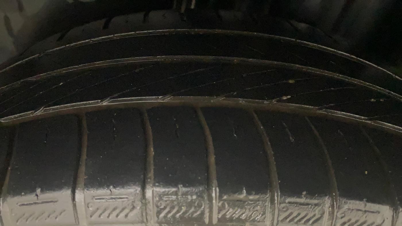 2019 Volkswagen Vento HIGHLINE 1.5 AT, Diesel, Automatic, 45,193 km, Left Rear Tyre Tread