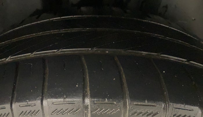 2019 Volkswagen Vento HIGHLINE 1.5 AT, Diesel, Automatic, 45,193 km, Right Rear Tyre Tread