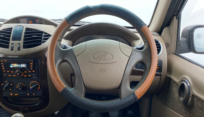 2012 Mahindra Xylo E8 ABS BS IV, Diesel, Manual, 1,00,163 km, Steering Wheel Close Up