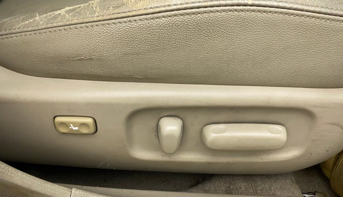 2010 Toyota Corolla Altis G PETROL, Petrol, Manual, 50,914 km, Driver Side Adjustment Panel
